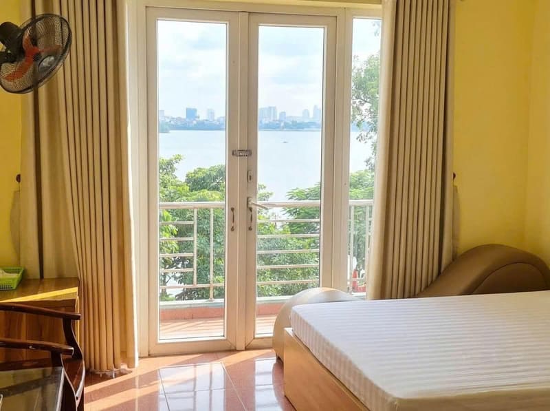 Top 10 Nhà nghỉ Tây Hồ giá rẻ bình dân view Hồ Tây đẹp nhất