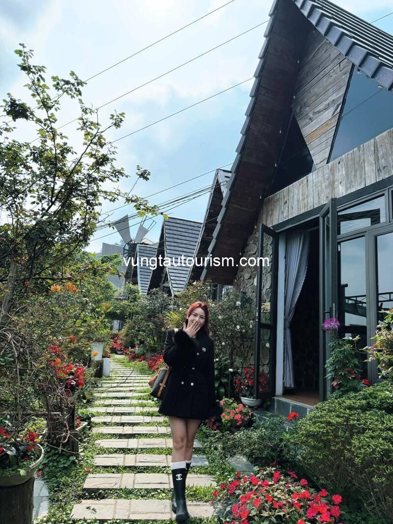 Cầu Mây homestay Tam Đảo: Căn nhà gỗ thông có nhiều góc sống ảo