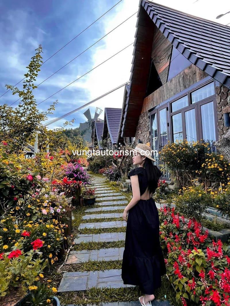 Cầu Mây homestay Tam Đảo: Căn nhà gỗ thông có nhiều góc sống ảo