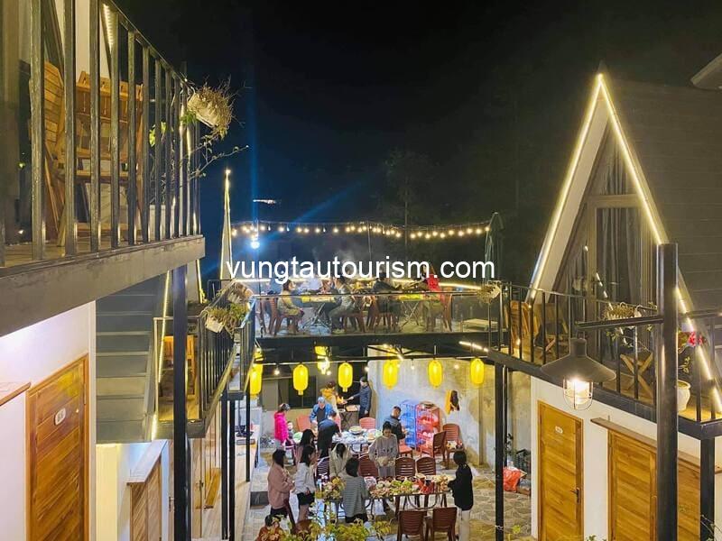 CuDen Homestay Tam Đảo: Vị trí trung tâm, có hồ bơi và khu BBQ