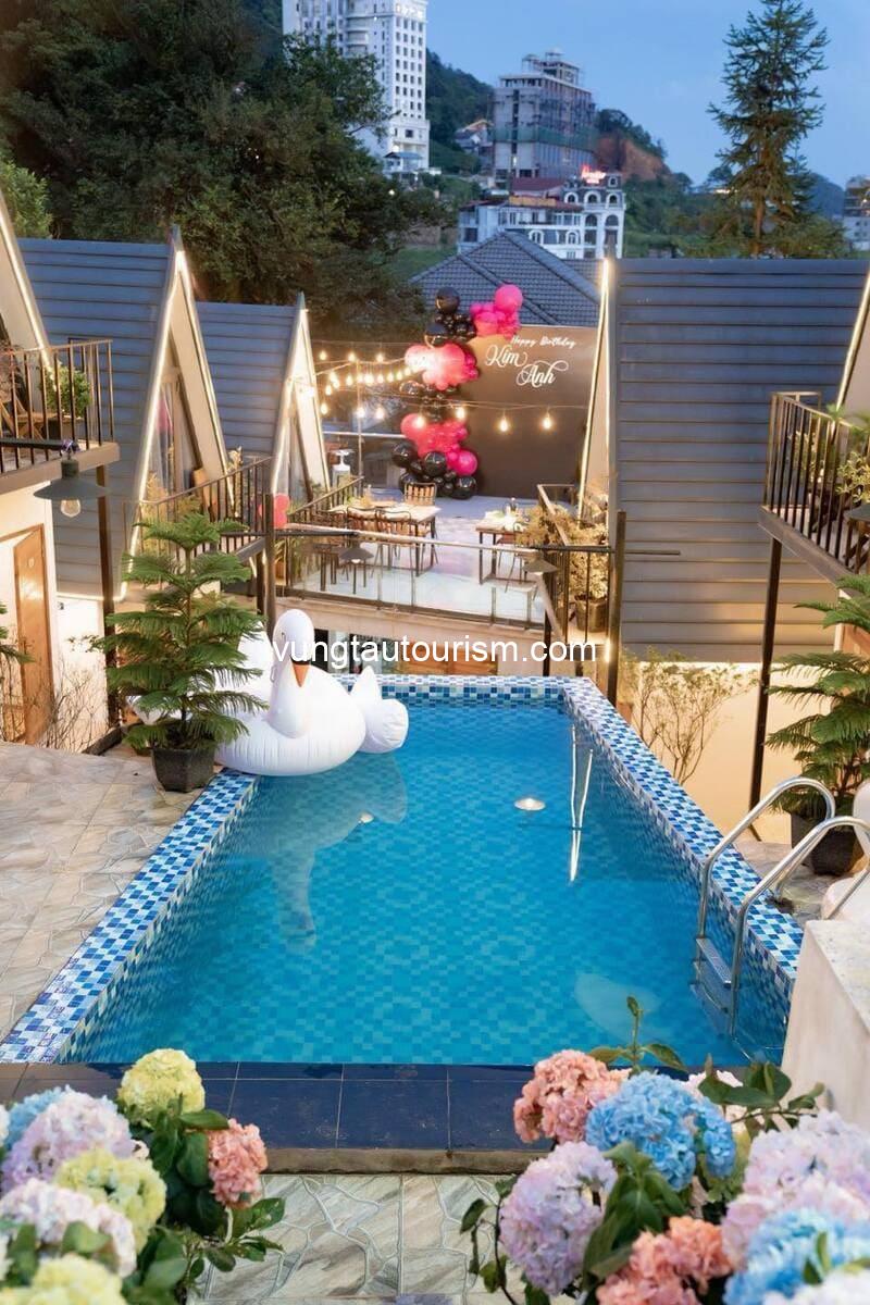 CuDen Homestay Tam Đảo: Vị trí trung tâm, có hồ bơi và khu BBQ