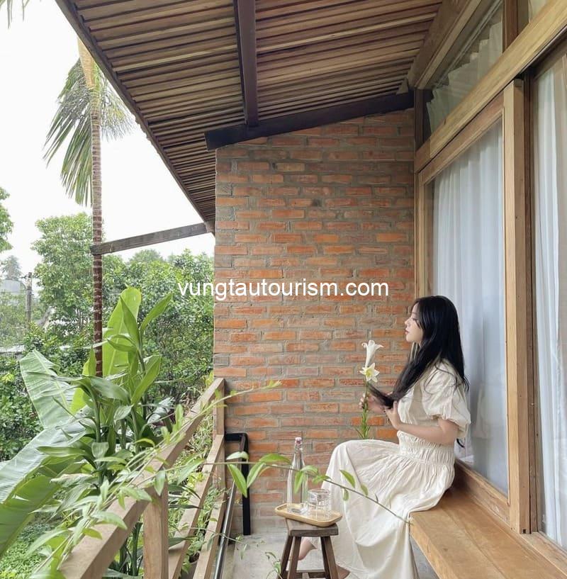 Hachi Homestay & Spa Huế: Căn nhà gỗ sang trọng có hồ bơi