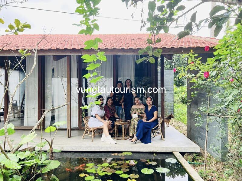 Hachi Homestay & Spa Huế: Căn nhà gỗ sang trọng có hồ bơi