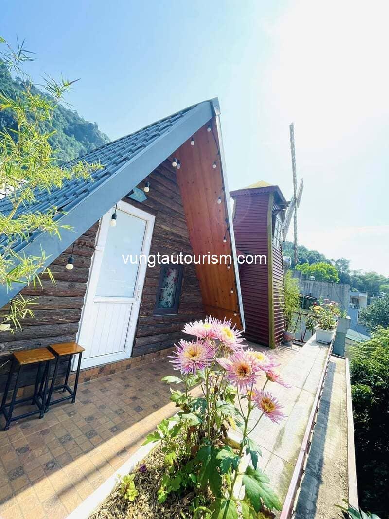 Homestay Cối Xay Gió Hà Giang: Bungalow nhà gỗ ở trung tâm