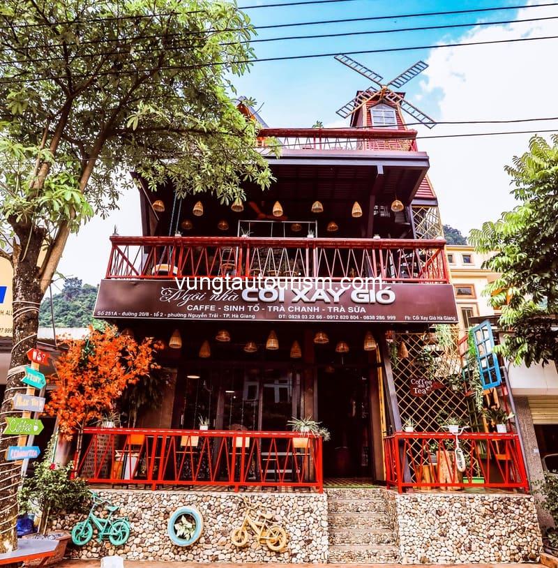 Homestay Cối Xay Gió Hà Giang: Bungalow nhà gỗ ở trung tâm