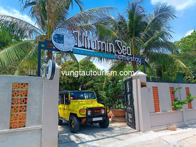 Homestay Vitamin Sea Phan Thiết: view vườn mát mẻ có sân BBQ