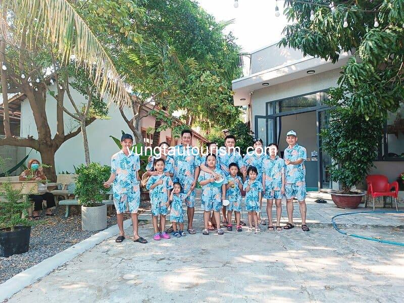 Homestay Vitamin Sea Phan Thiết: view vườn mát mẻ có sân BBQ