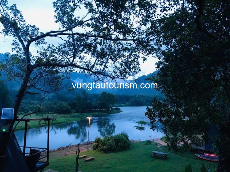 La Ngâu Rock Stream: Khu homestay & camping ven suối mát mẻ