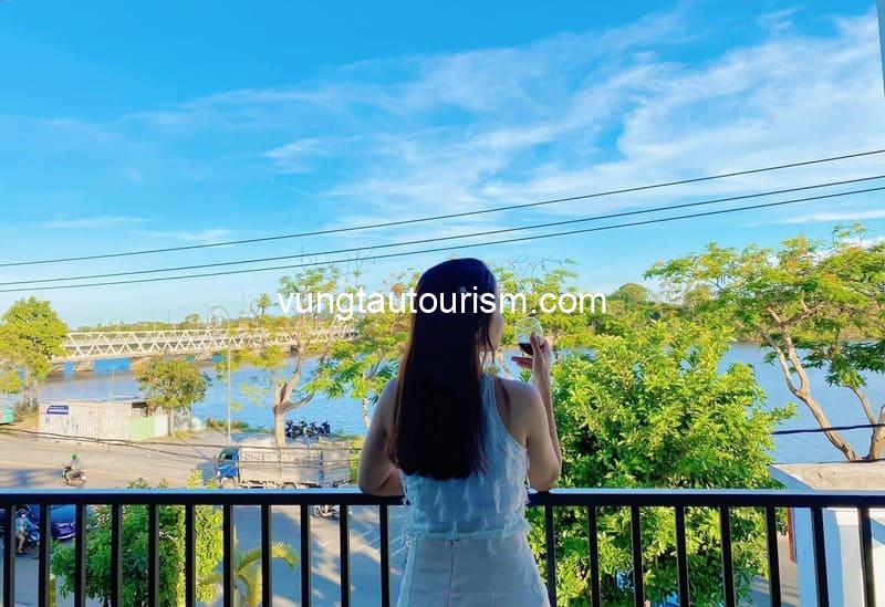 Là Nhà Homestay Huế: Chốn nghỉ sang trọng bên dòng sông Hương