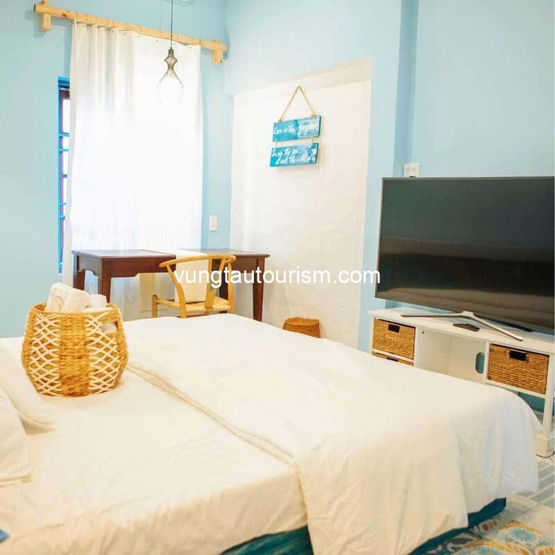 Lagi Retreat Beachfront Homestay: Vị trí sát biển LaGi thơ mộng
