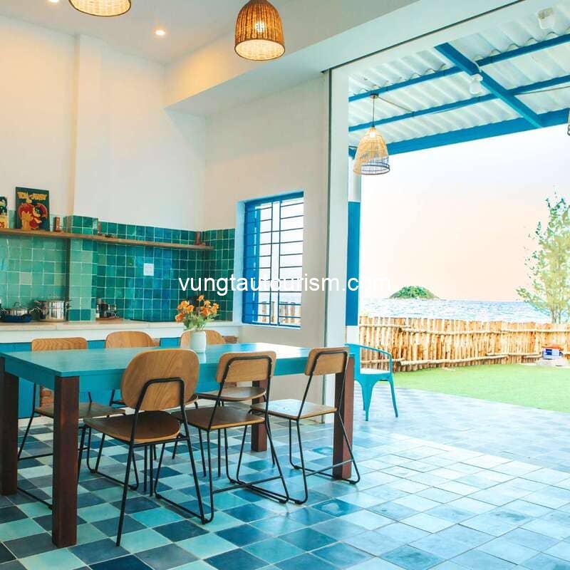 Lagi Retreat Beachfront Homestay: Vị trí sát biển LaGi thơ mộng