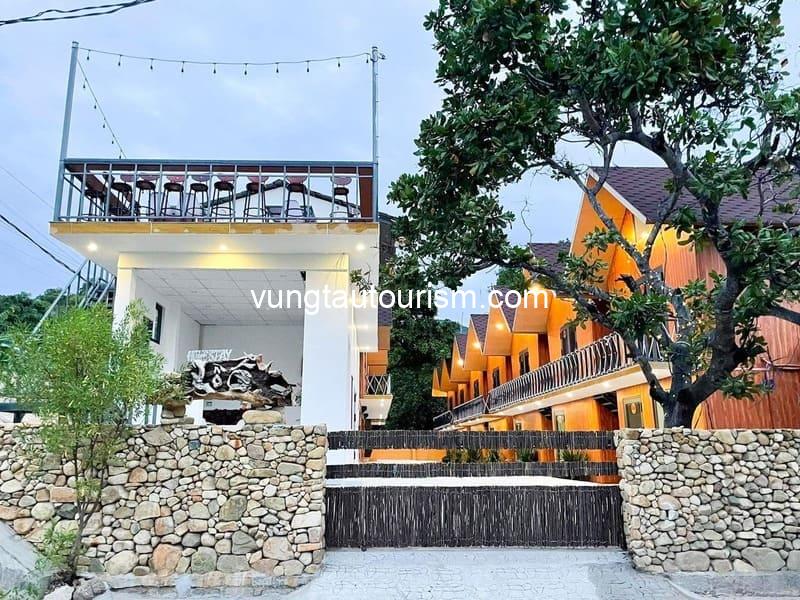 Lồ Ồ Homestay and camping có view ngắm suối và vịnh Vĩnh Hy
