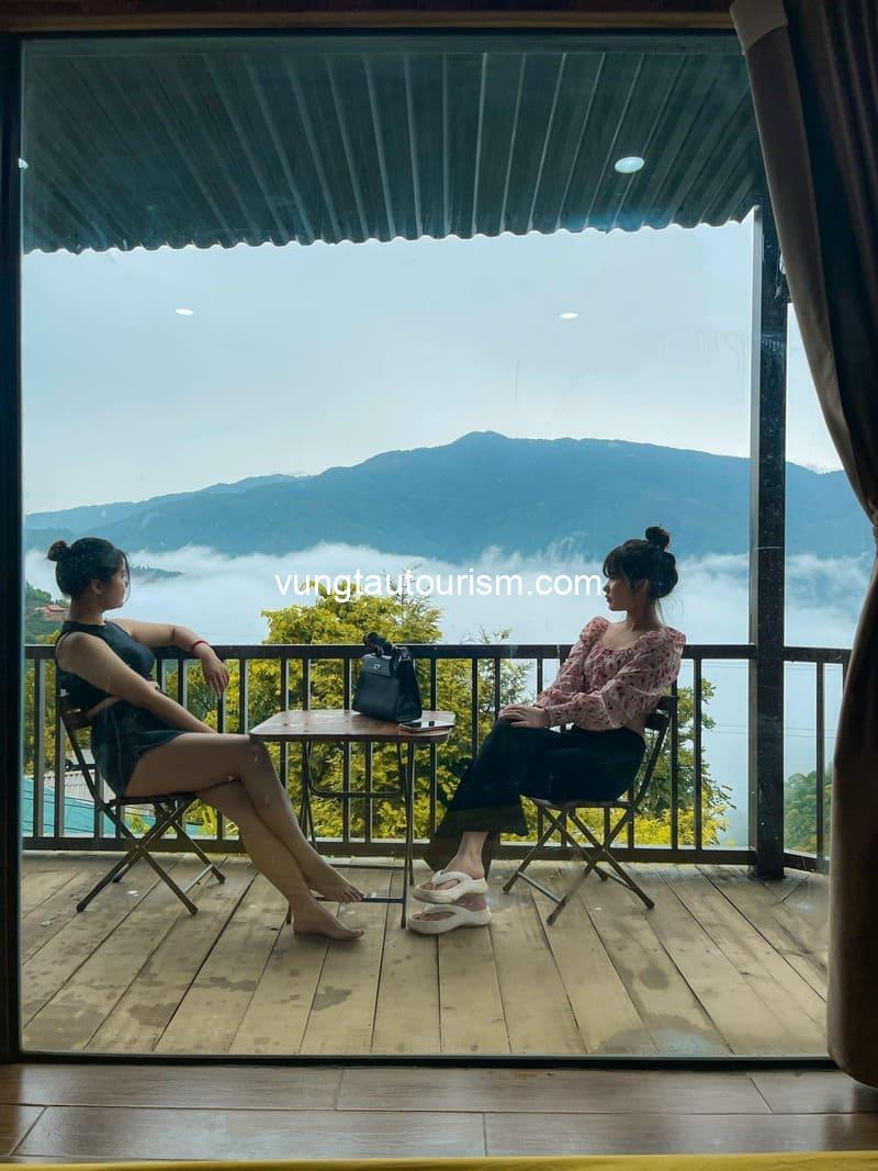 Lù Homestay Tà Xùa: Những căn nhà gỗ view săn mây cực đỉnh