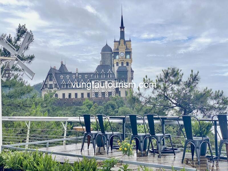 Moon Coffee & Homestay Tam Đảo: view săn mây rộng đẹp nhất