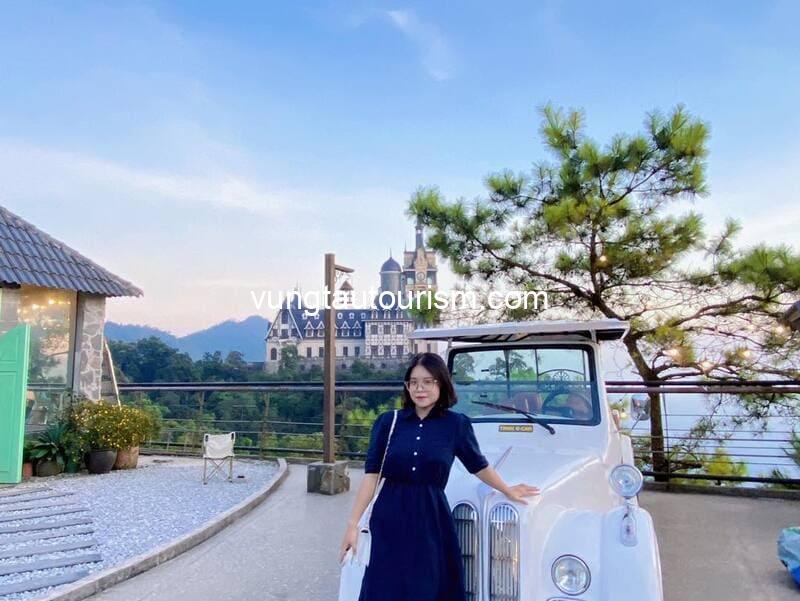 Moon Coffee & Homestay Tam Đảo: view săn mây rộng đẹp nhất