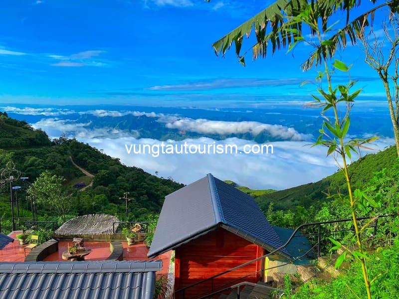 Mùa Homestay Tà Xùa: Những căn bungalow view thung lũng mây