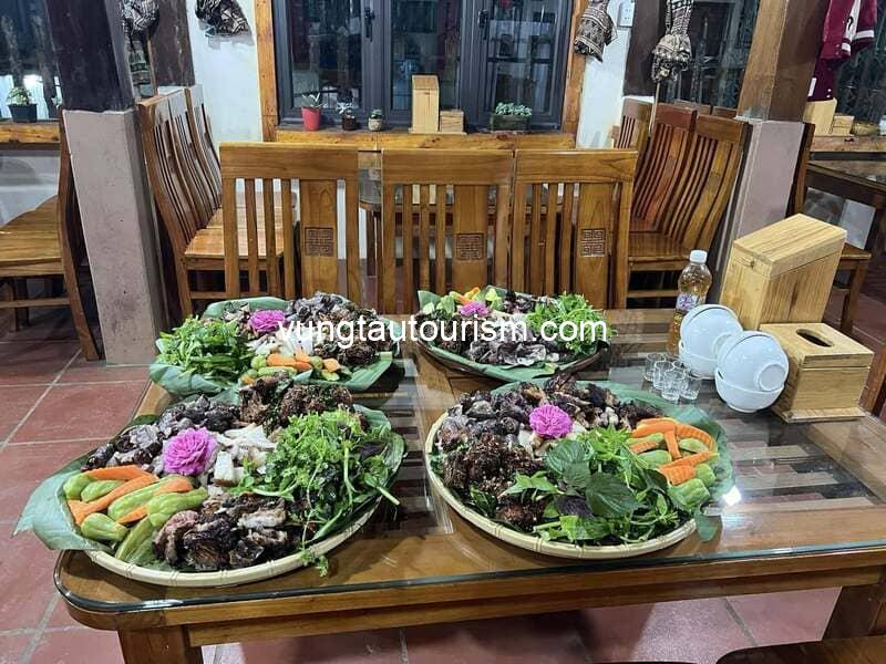 Mùa Homestay Tà Xùa: Những căn bungalow view thung lũng mây