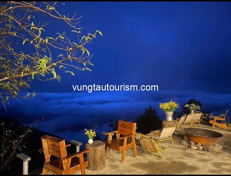 Nhà Mer Homestay Tà Xùa: 9 căn bungalow nhà gỗ view săn mây