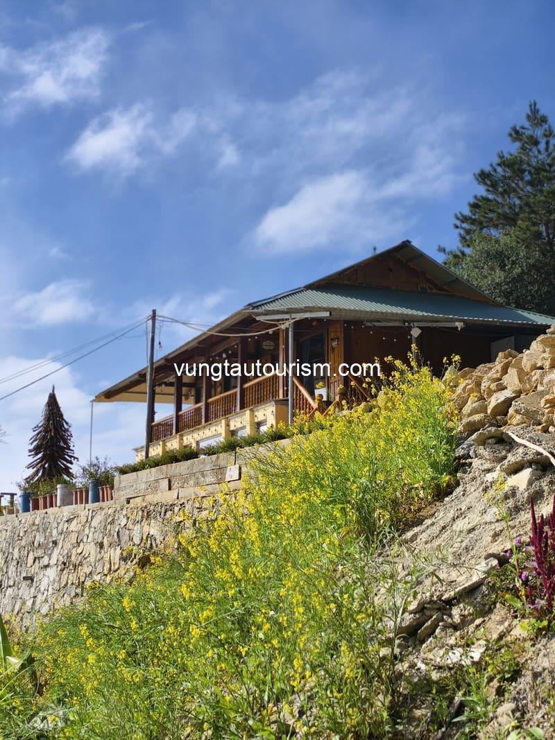 Nhà Mer Homestay Tà Xùa: 9 căn bungalow nhà gỗ view săn mây
