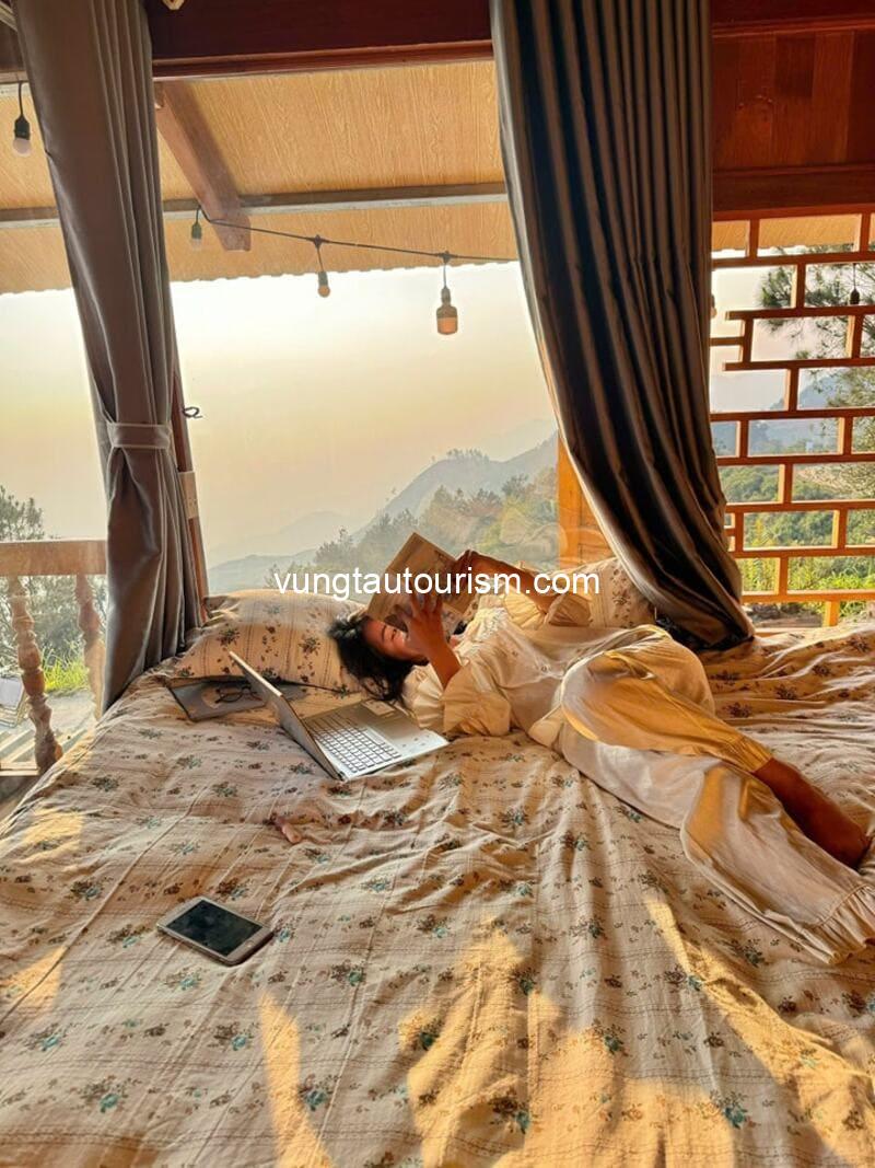 Nhà Mer Homestay Tà Xùa: 9 căn bungalow nhà gỗ view săn mây