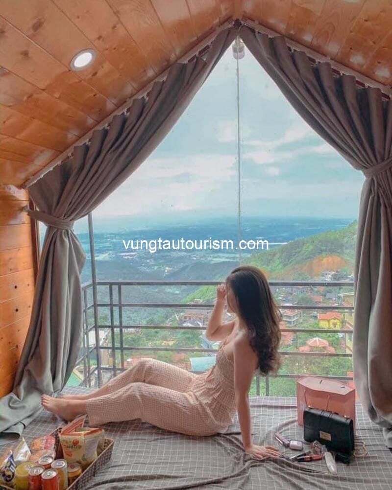 Tam Đảo Xanh Homestay: Các phòng có view nhìn ra núi, thung lũng