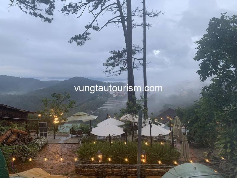 Tổ Chim Homestay Đà Lạt: Căn nhà gỗ giữa lưng chừng đồi