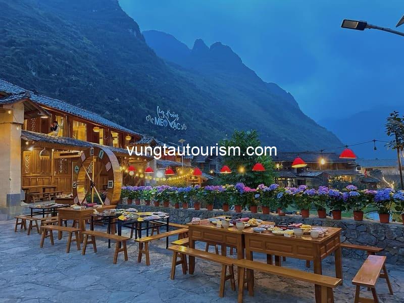 Vi Vi Homestay Mèo Vạc: kiến trúc truyền thống của người Mông