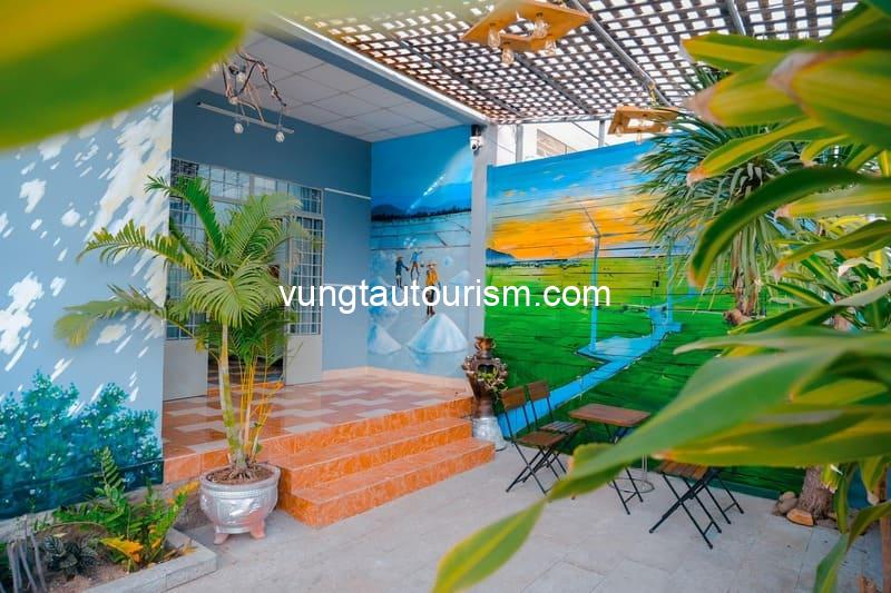 Homestay Sắc Màu Phan Rang: Ở trung tâm, nhiều góc sống ảo