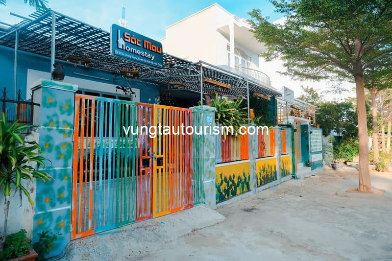 Homestay Sắc Màu Phan Rang: Ở trung tâm, nhiều góc sống ảo