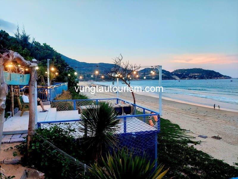 Nhà Của Ba HomeStay Quy Nhơn: Căn nhà decor xinh bên bãi biển